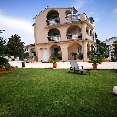 Villa Meli - Apartments Mit Meerblick Medulin Zewnętrze zdjęcie